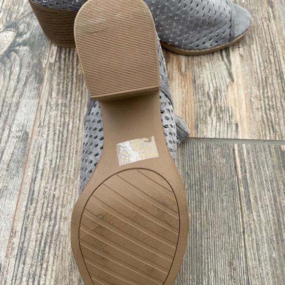 Nature Breeze faux suede light grey 8.5 - Picture 4 of 4